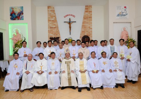 THÁNH LỄ KHAI MẠC KỲ TẬP VÀ TUYÊN KHẤN 2015